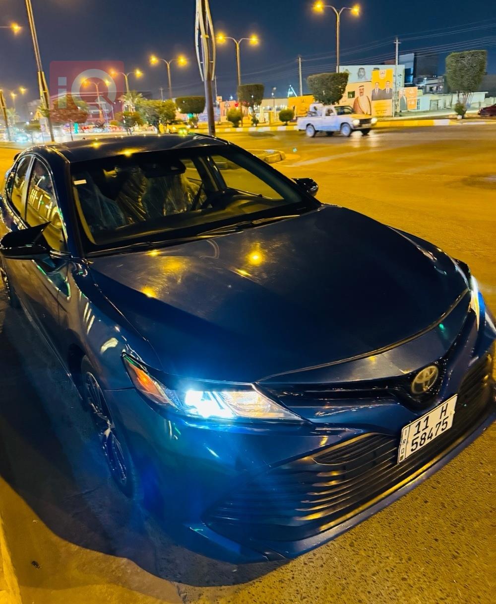 تۆیۆتا کامری